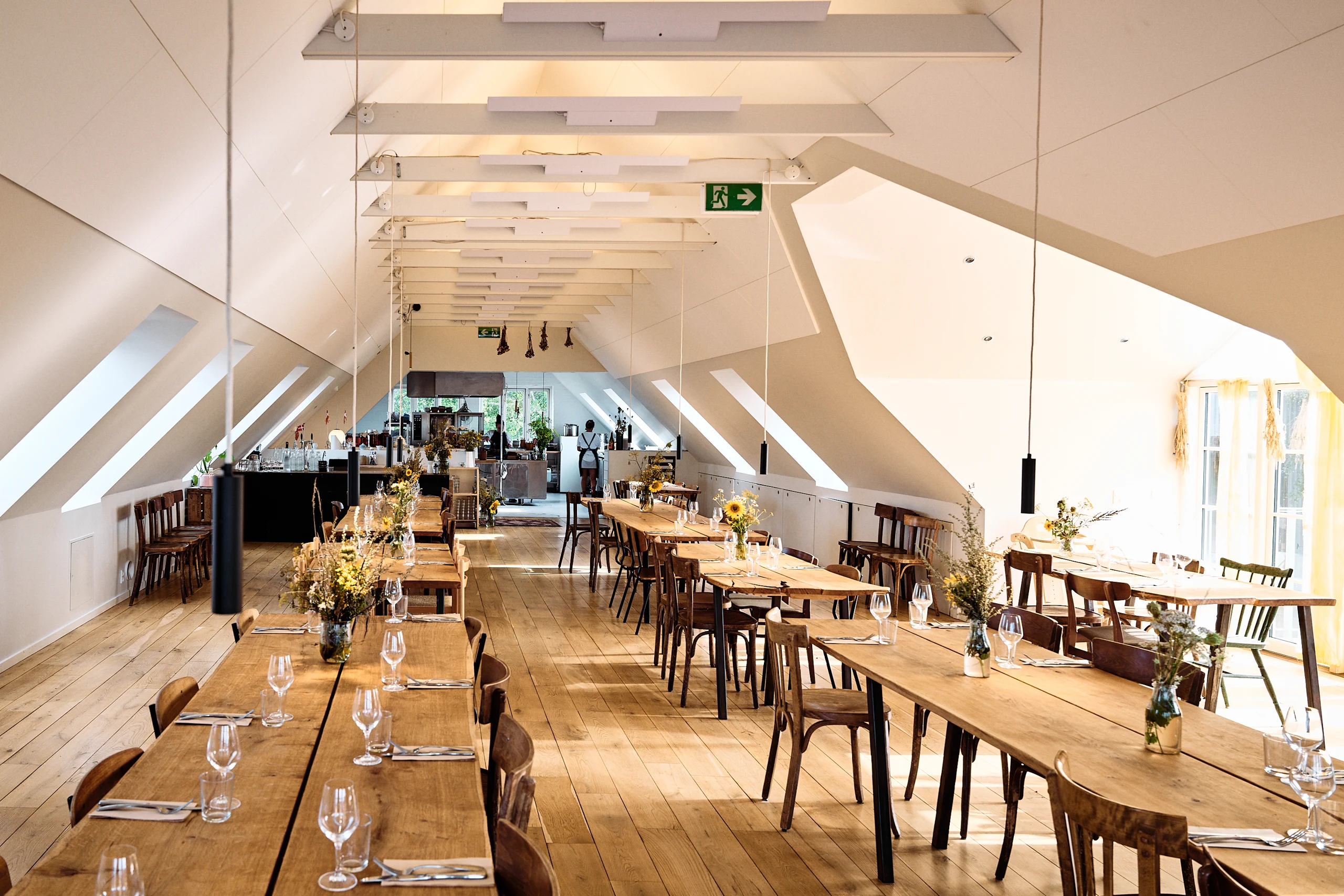 The bright dining room of the Birkemosegaard restaurant